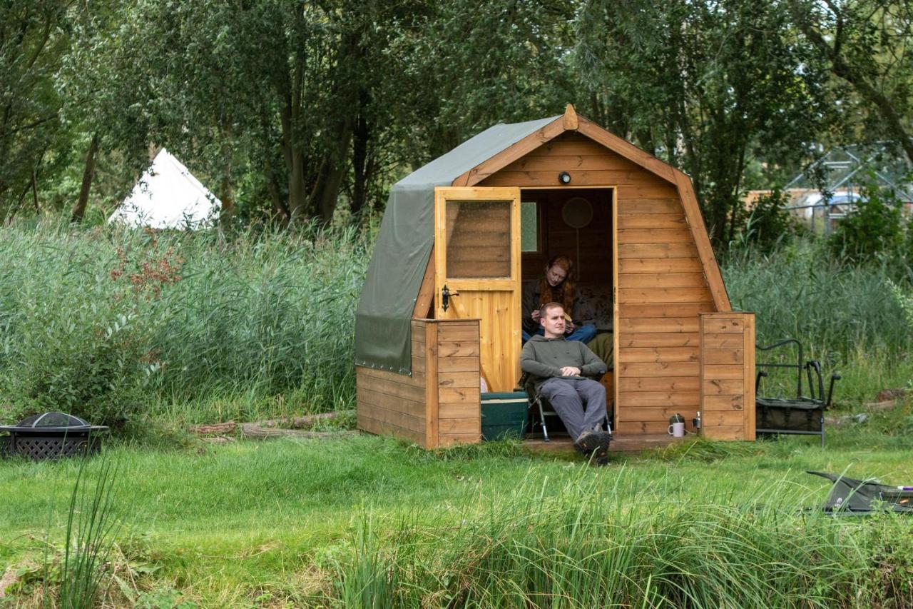Rum Bridge Fisheries "The Cabin" Hotel Clare Kültér fotó
